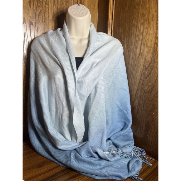 MARY KAY Scarf WRAP BLANKET SCARF SHAWL VISCOSE SOFT 28" X 80" Lightweight Blue - Picture 7 of 9